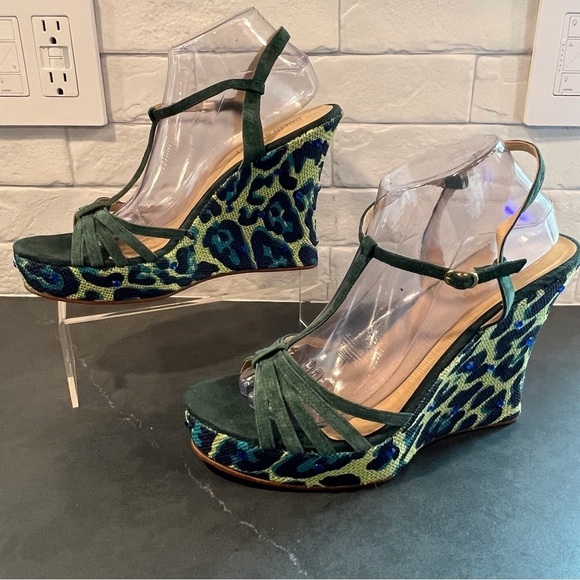 Colin Stuart sz 11 green suede leopard print platform wedge sandals - Picture 2 of 16